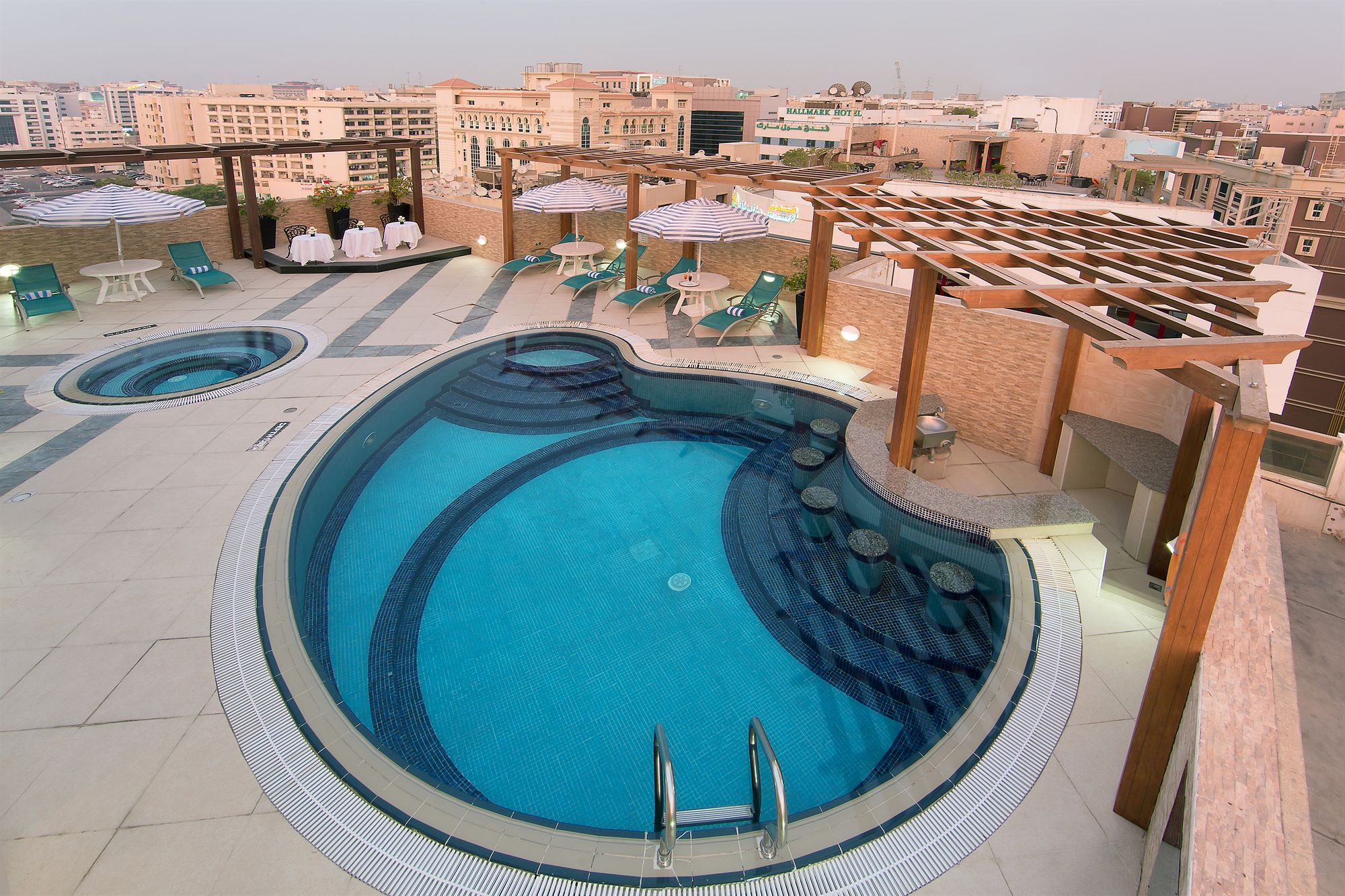 Lotus Grand Hotel Dubai Exterior photo
